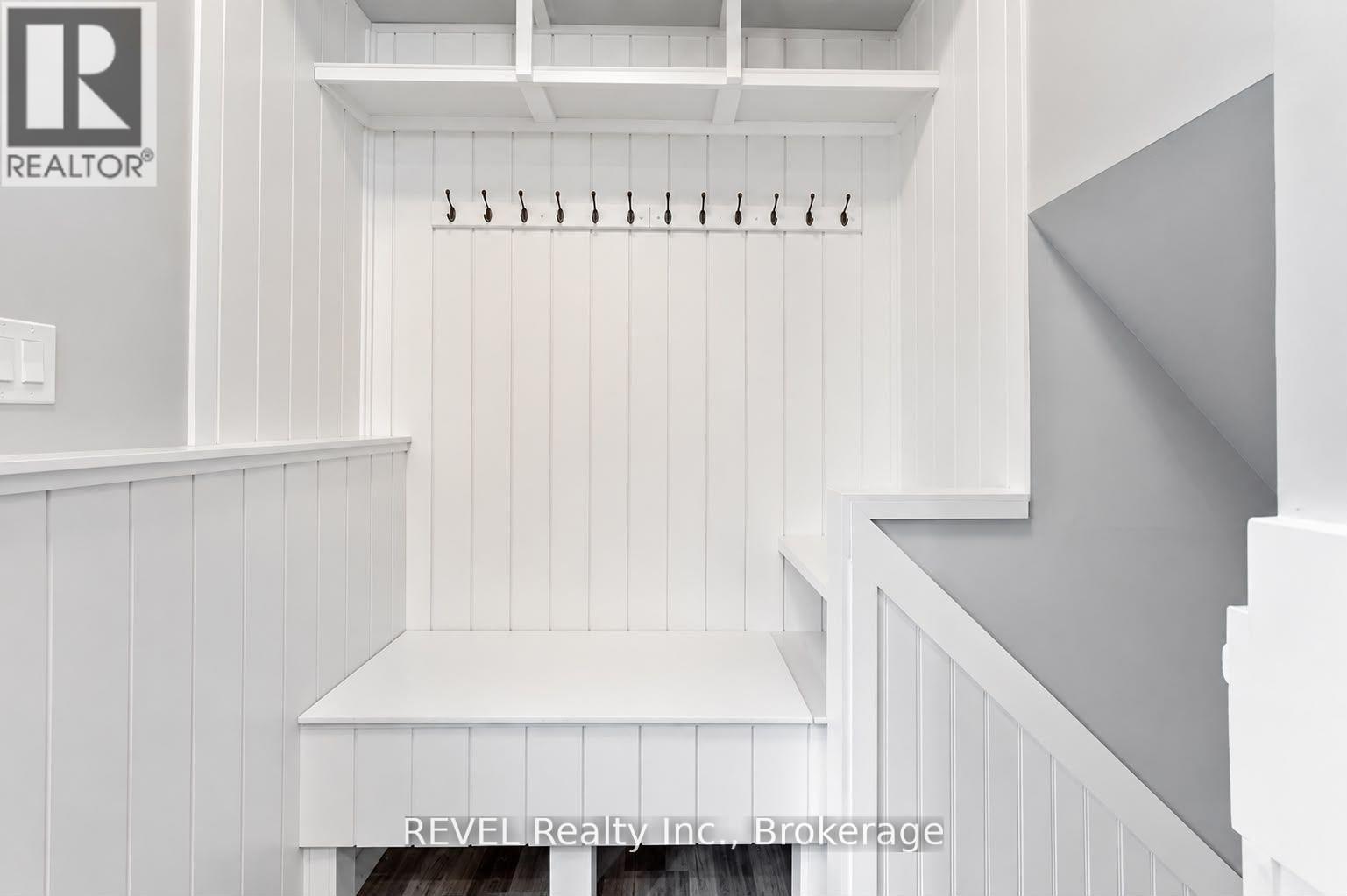 Upper - 52 Bula Drive, St. Catharines, Ontario  L2N 6R6 - Photo 2 - X13709020