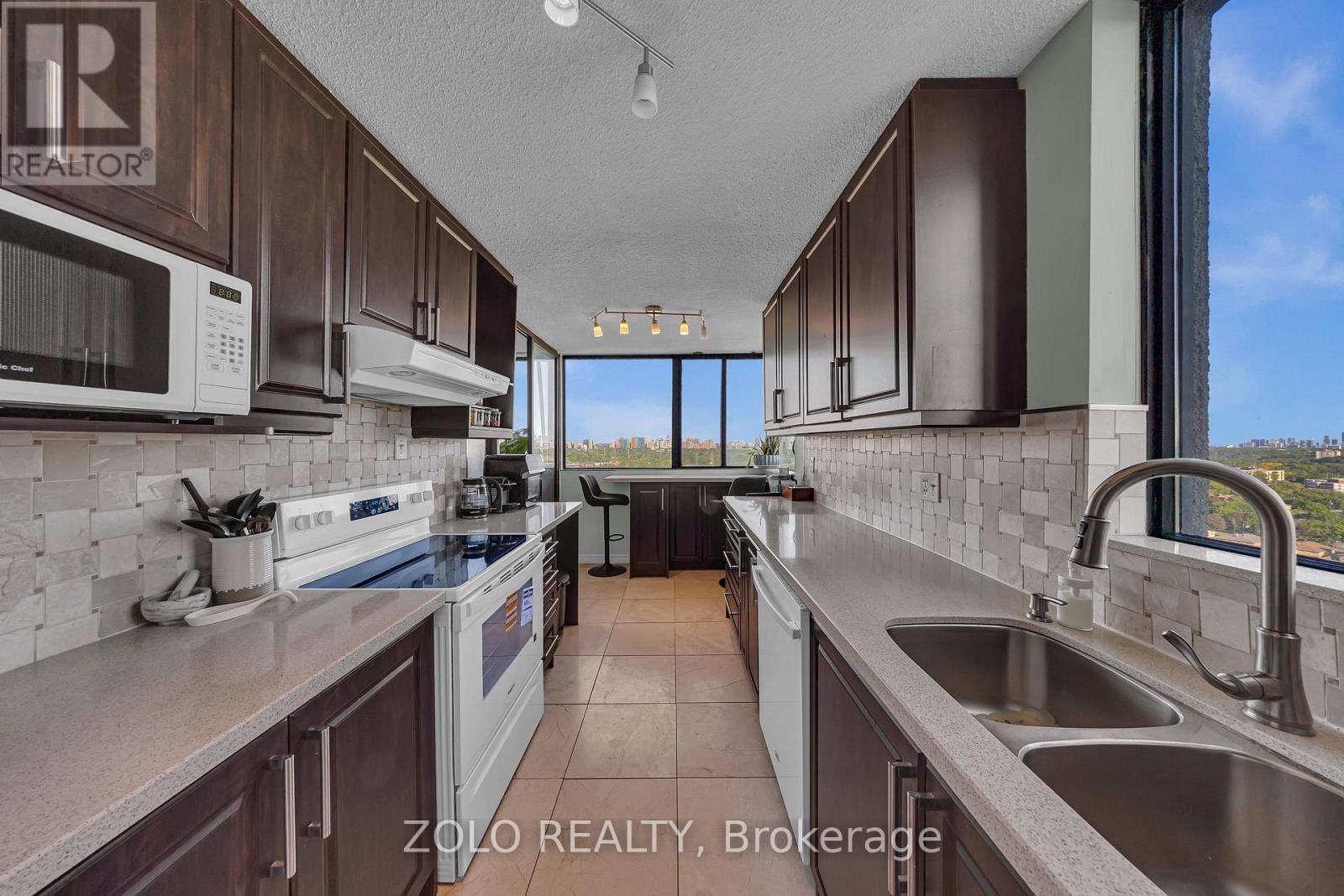 2502 - 133 Torresdale Avenue, Toronto, Ontario  M2R 3T2 - Photo 5 - C13709030