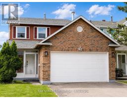 82 RADWELL CRESCENT, Toronto, Ontario