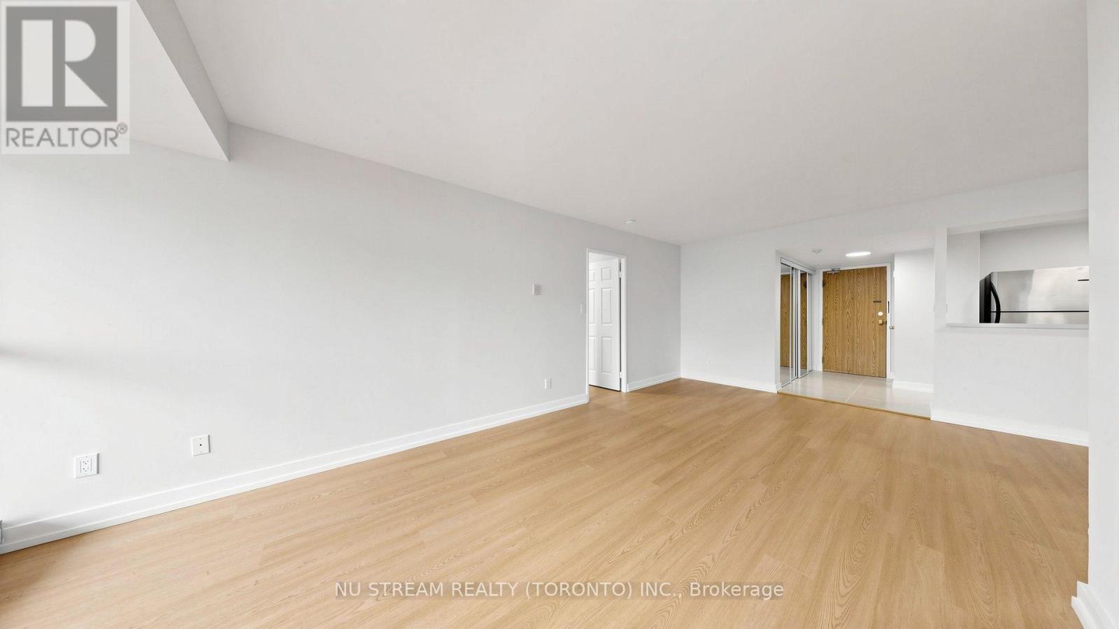 #1105 - 175 Bamburgh Circle, Toronto, Ontario  M1W 3X8 - Photo 10 - E13709000
