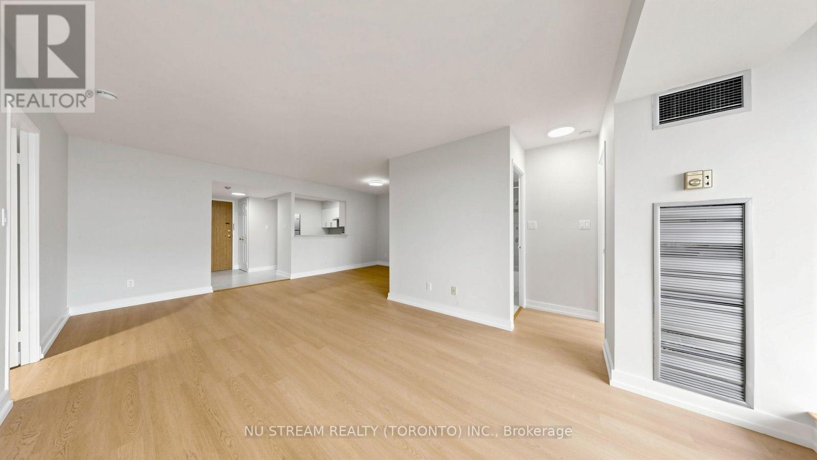 #1105 - 175 Bamburgh Circle, Toronto, Ontario  M1W 3X8 - Photo 11 - E13709000