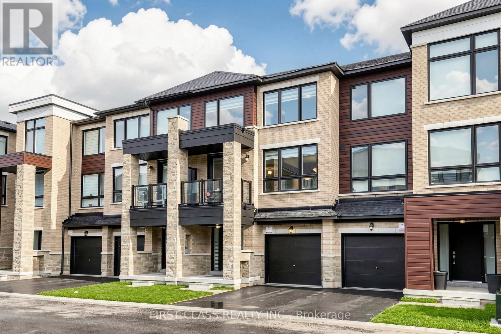 55 RED MAPLE LANE, Barrie, Ontario