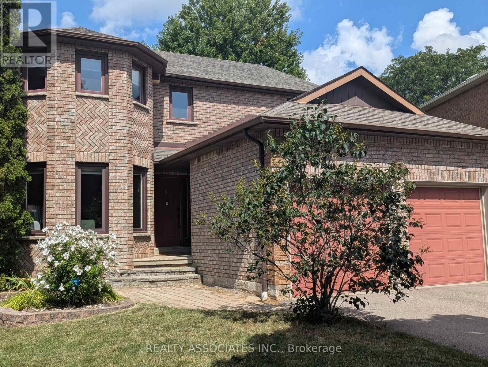 3279 CHARLEBROOK COURT, Mississauga, Ontario