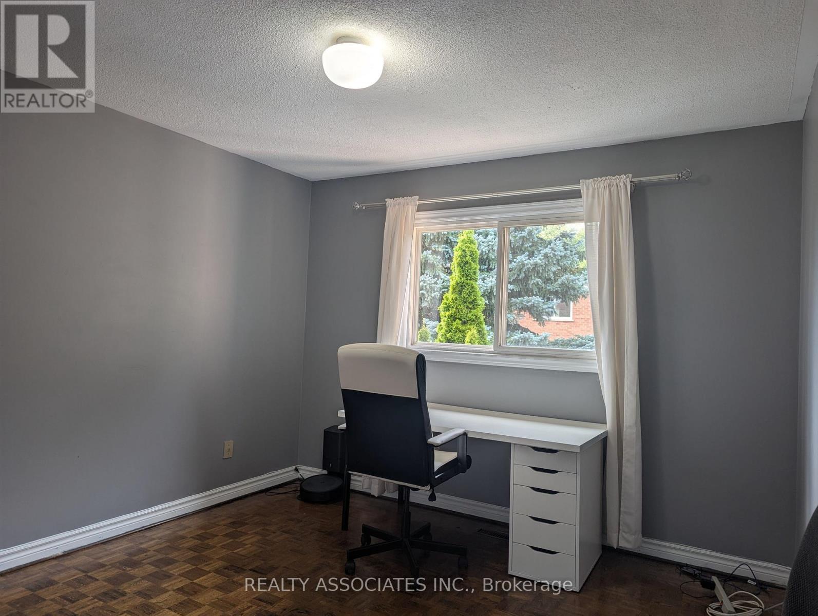 3279 Charlebrook Court, Mississauga, Ontario  L5L 5B4 - Photo 27 - W13709004