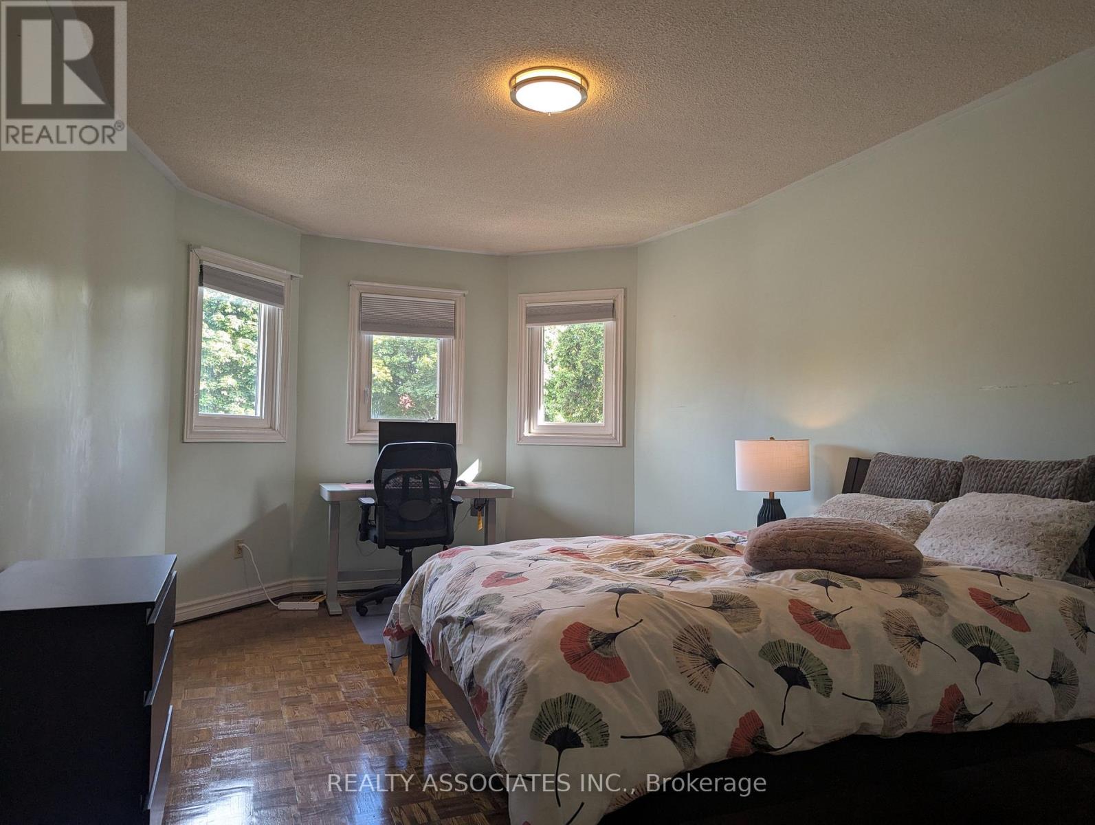 3279 Charlebrook Court, Mississauga, Ontario  L5L 5B4 - Photo 30 - W13709004