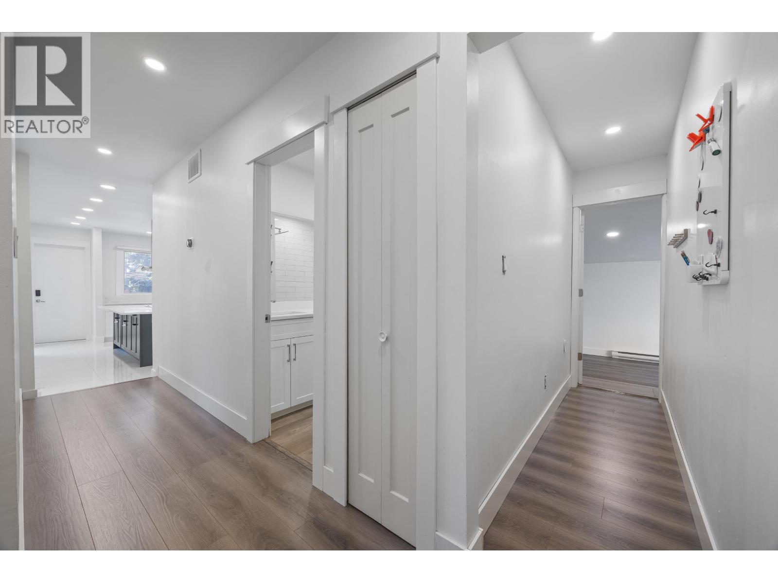 8085 10th Avenue, Burnaby, British Columbia  V3N 2S4 - Photo 22 - R3158409