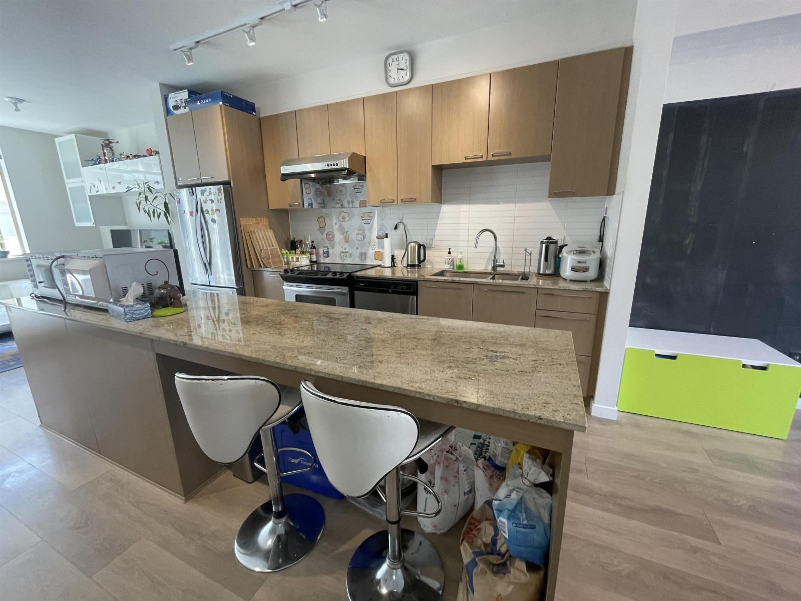 8473 163 Street, Surrey, British Columbia  V4N 6M7 - Photo 3 - R3158520