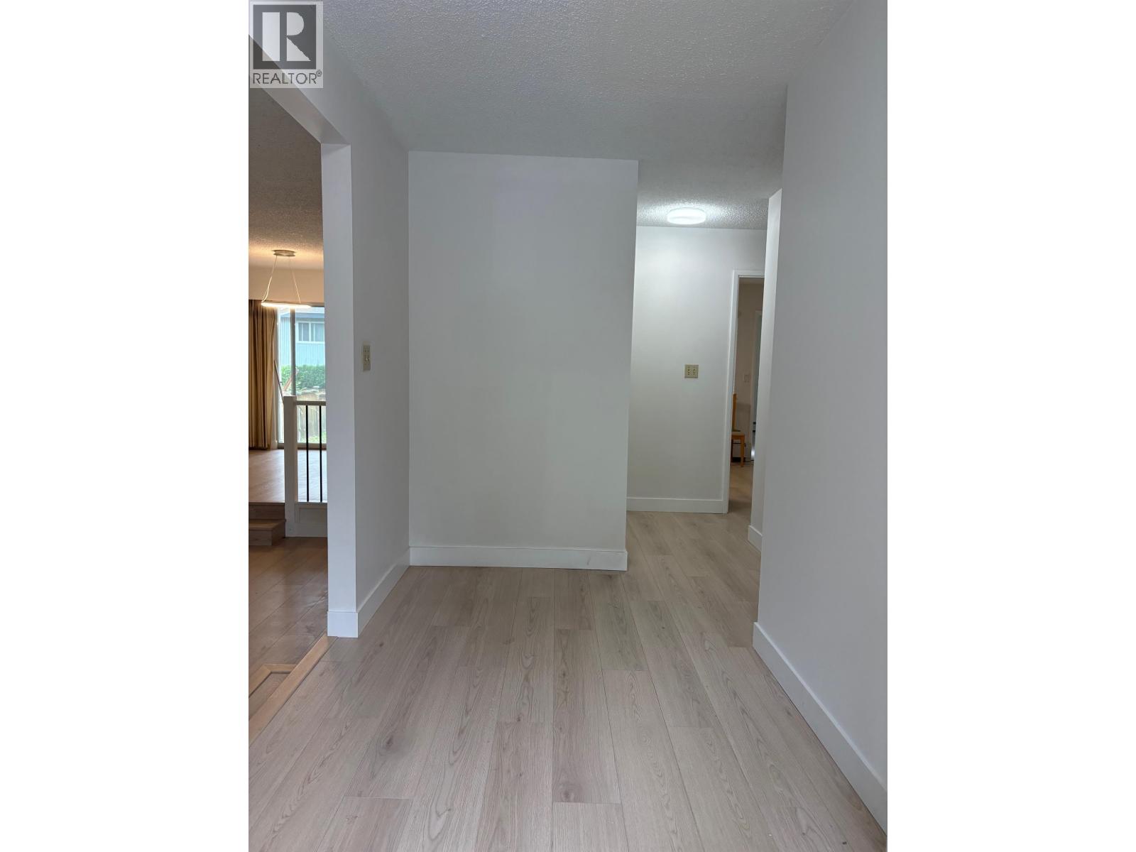 657 Poirier Street, Coquitlam, British Columbia  V3J 7M5 - Photo 6 - R3156307