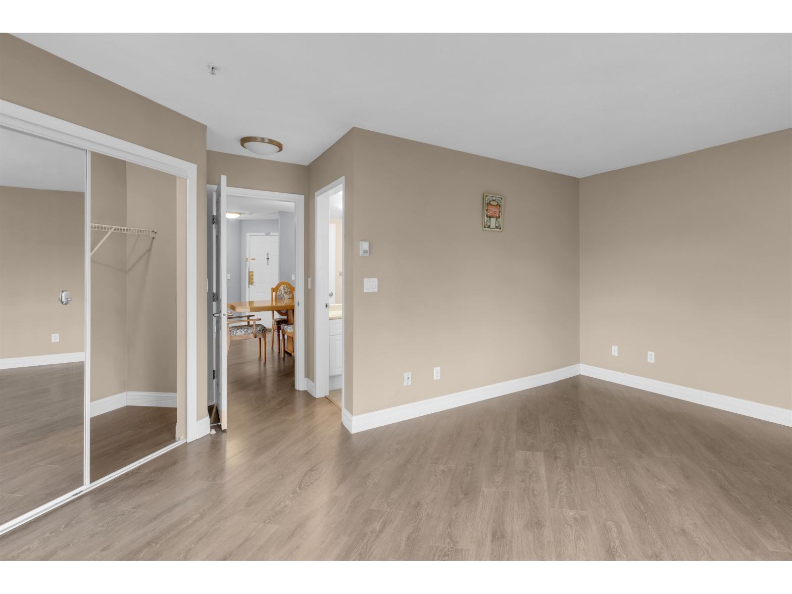 402 12125 75a Avenue, Surrey, British Columbia  V3W 1B9 - Photo 8 - R3157936
