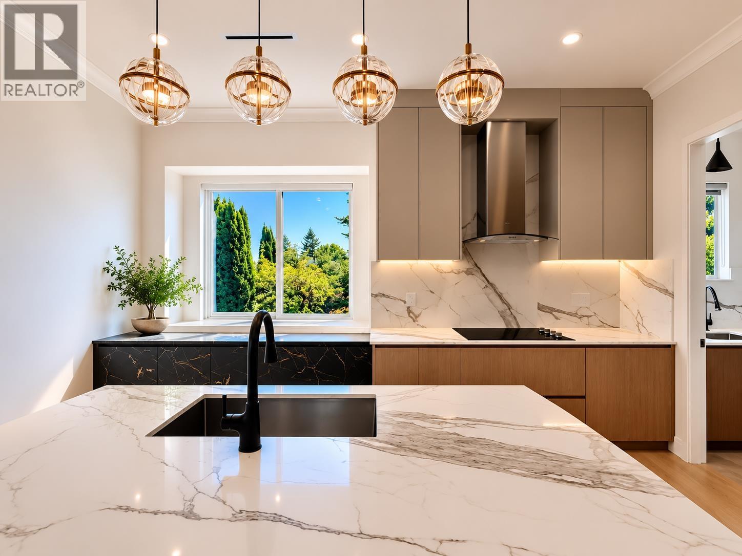 4 6692 Napier Street, Burnaby, British Columbia  V5B 2C3 - Photo 6 - R3157750