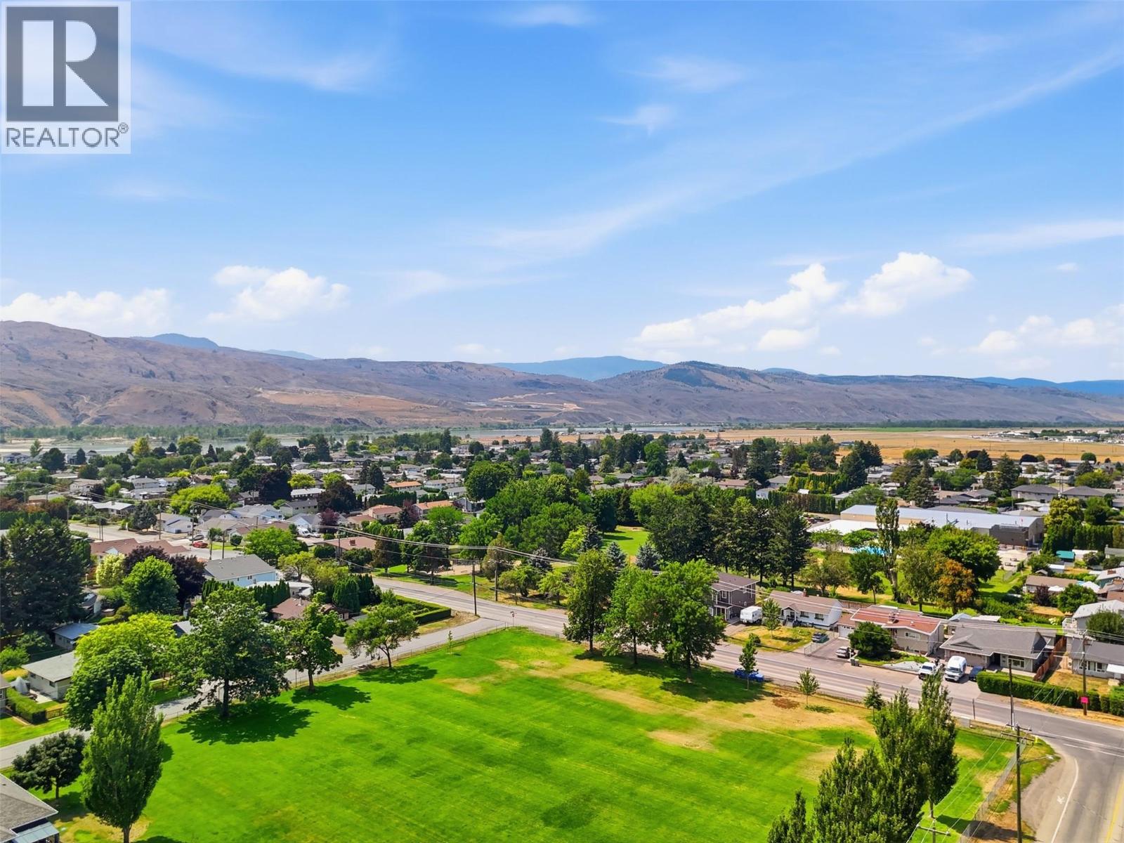 2352 Bossert Avenue, Kamloops, British Columbia  V2B 4V6 - Photo 48 - 10395196