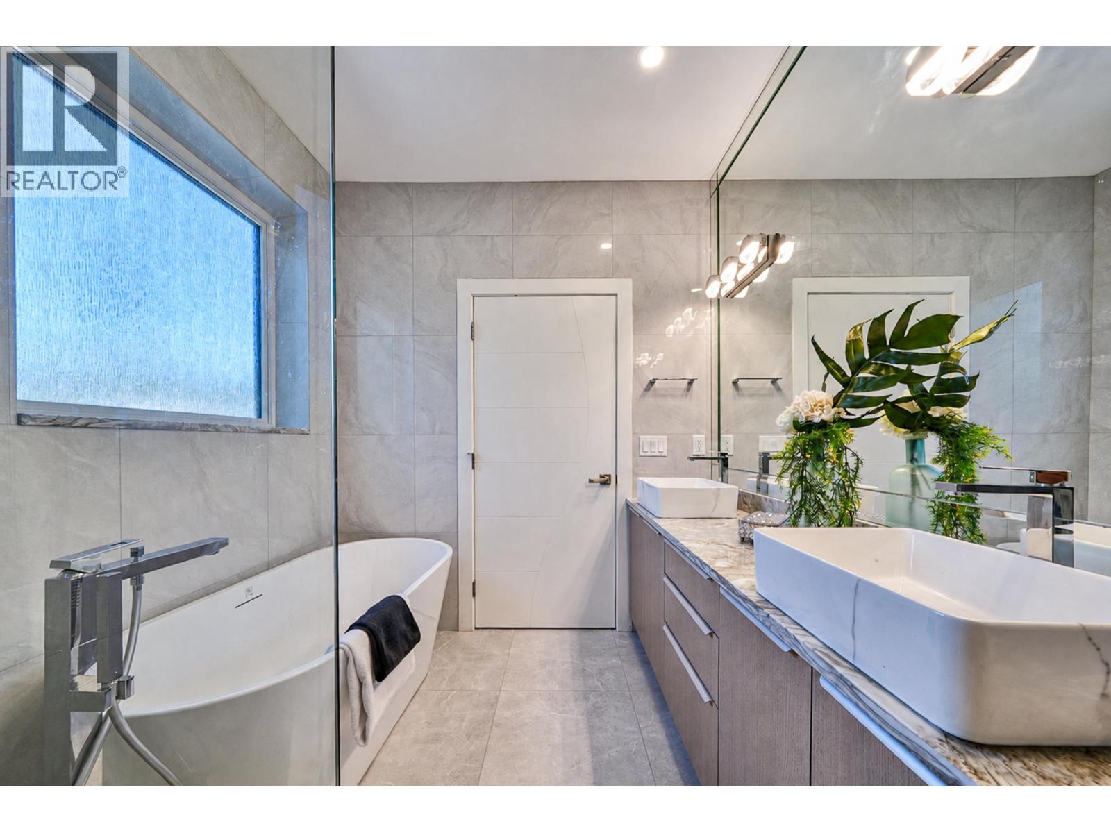 6576 Yew Street, Vancouver, British Columbia  V6P 5V9 - Photo 16 - R3156763