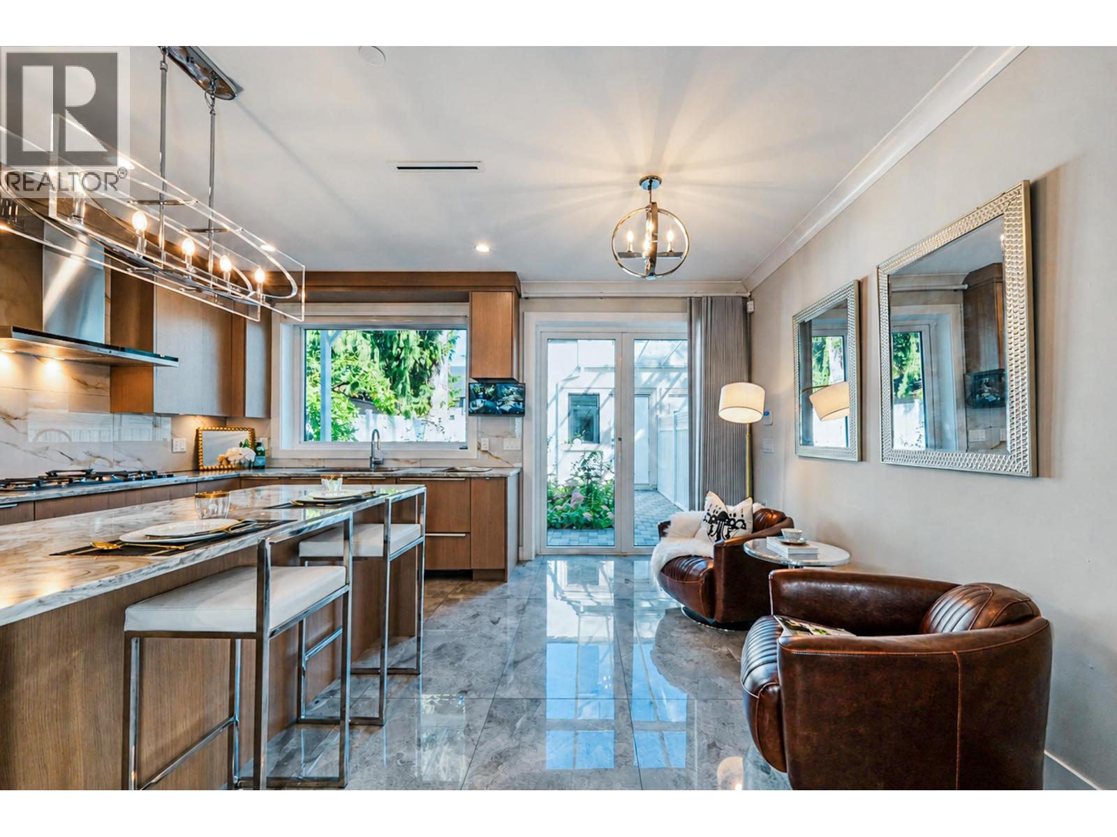 6576 Yew Street, Vancouver, British Columbia  V6P 5V9 - Photo 9 - R3156763