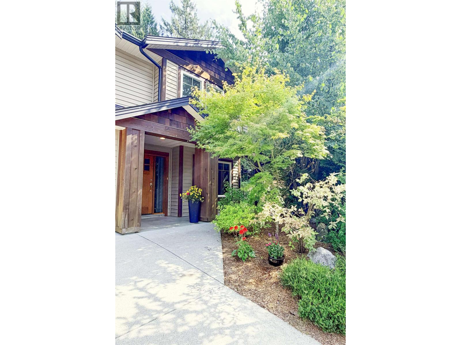 4995 Bay Road, Sechelt, British Columbia  V7Z 0E9 - Photo 2 - R3152945