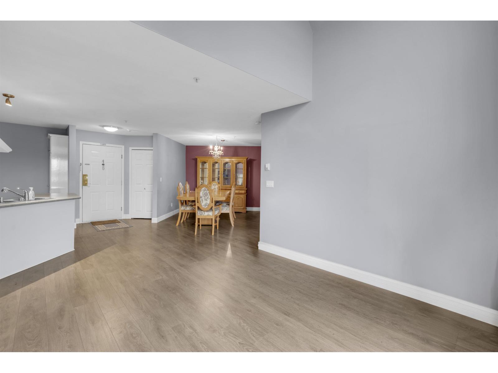 402 12125 75a Avenue, Surrey, British Columbia  V3W 1B9 - Photo 17 - R3157936