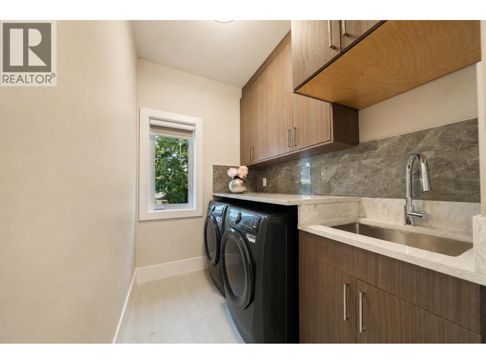 11911 Dunavon Place, Richmond, British Columbia  V7E 3Y1 - Photo 27 - R3156188