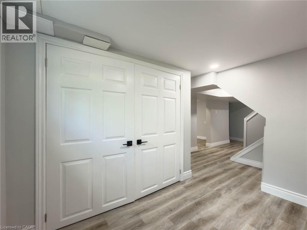 20 Patricia Place, Hamilton, Ontario  L8V 1N6 - Photo 30 - 40846671