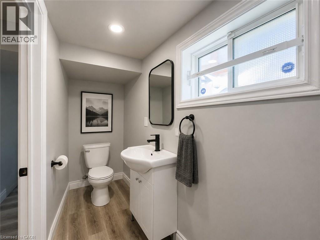 20 Patricia Place, Hamilton, Ontario  L8V 1N6 - Photo 34 - 40846671