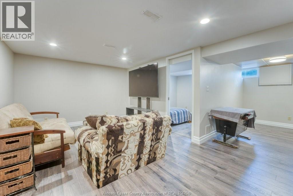 2954 Rushton, Windsor, Ontario  N8R 1M4 - Photo 33 - 26020677