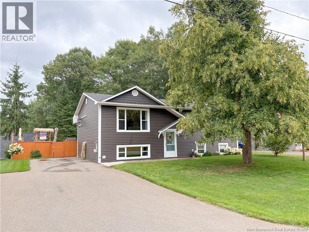 112 Creighton Street, Woodstock, New Brunswick