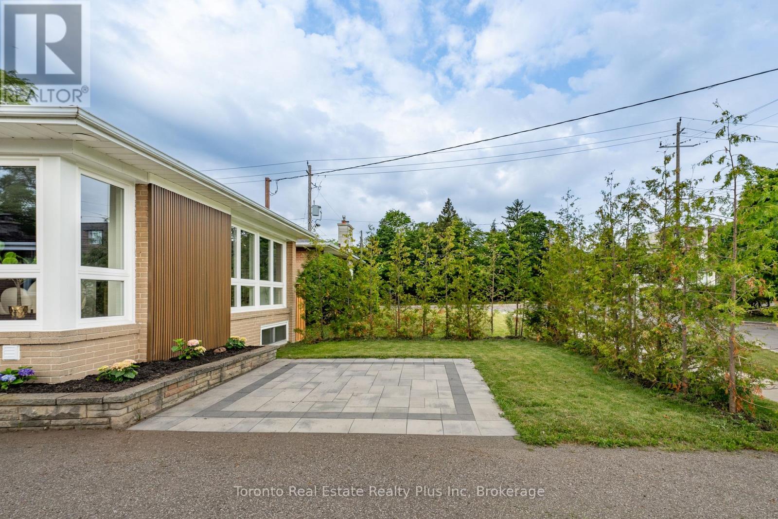 3 Blithfield Avenue, Toronto, Ontario  M2K 1X9 - Photo 25 - C13535512