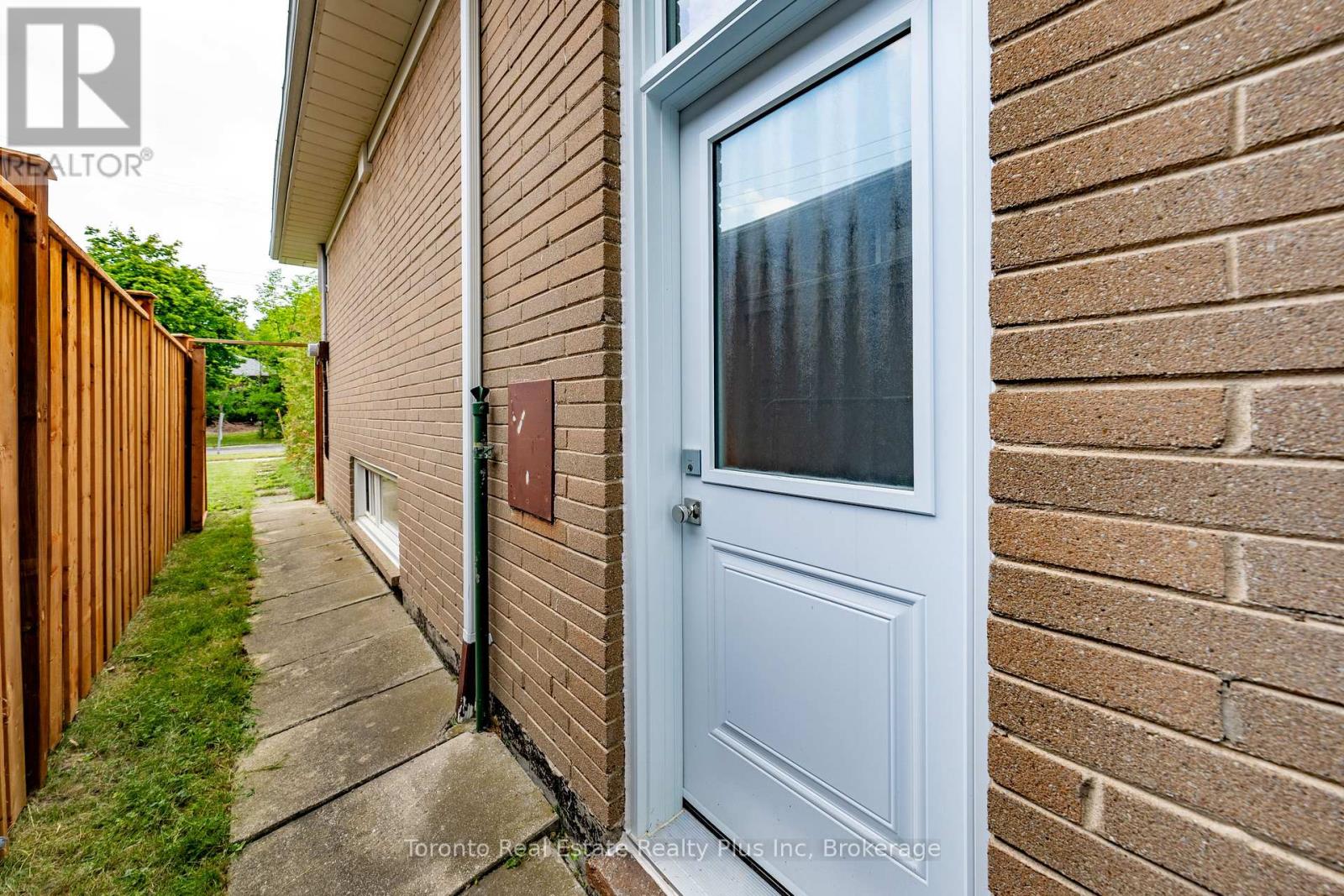 3 Blithfield Avenue, Toronto, Ontario  M2K 1X9 - Photo 33 - C13535512