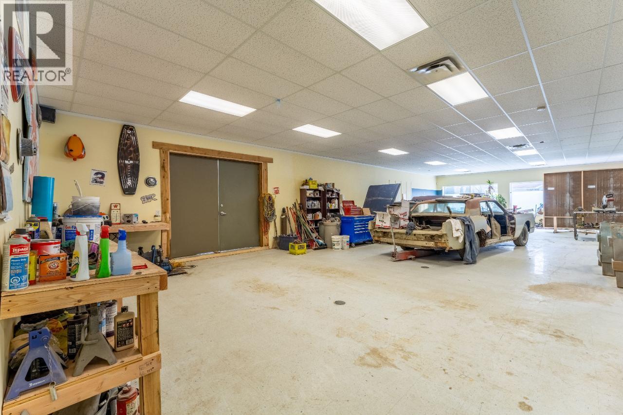 1510 Cook Street, Creston, British Columbia  V0B 1G0 - Photo 12 - 10398719