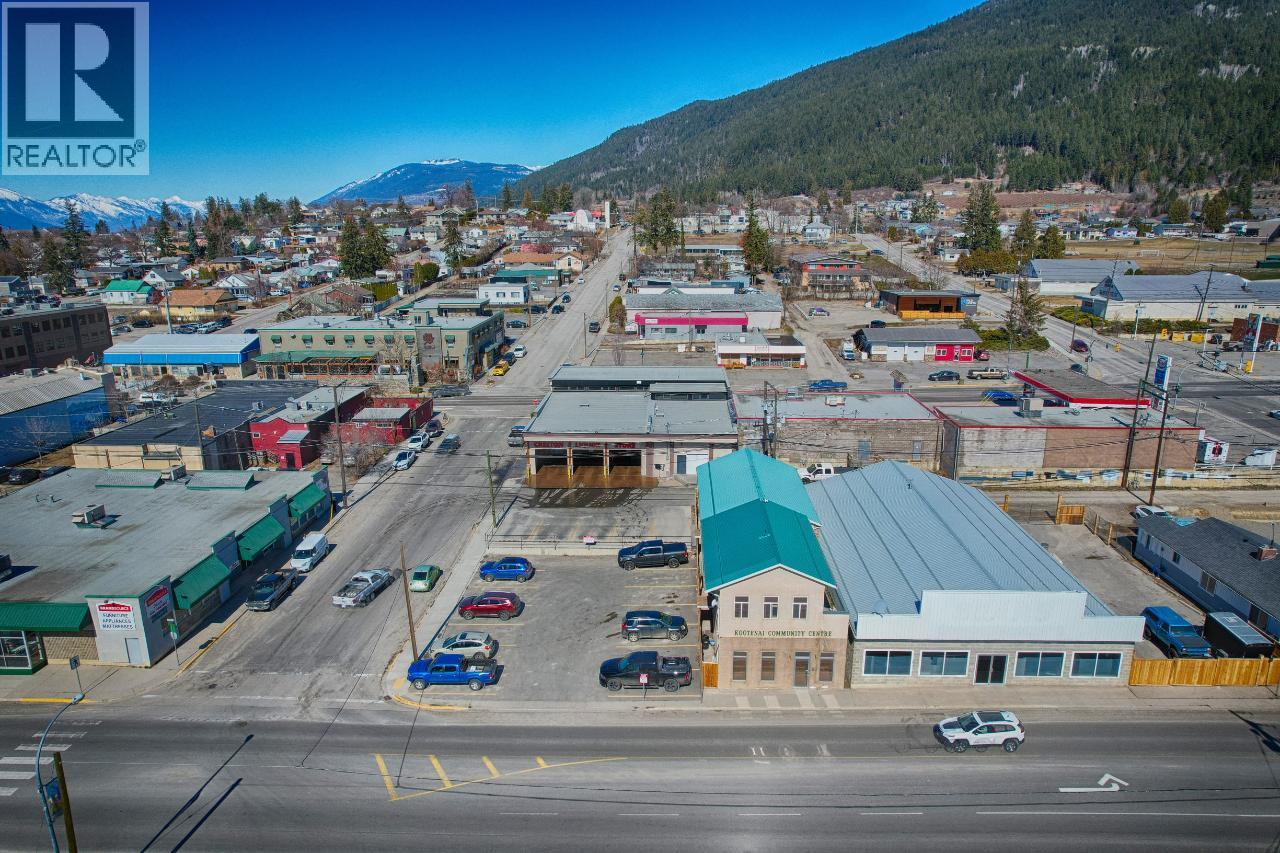 1510 Cook Street, Creston, British Columbia  V0B 1G0 - Photo 45 - 10398719
