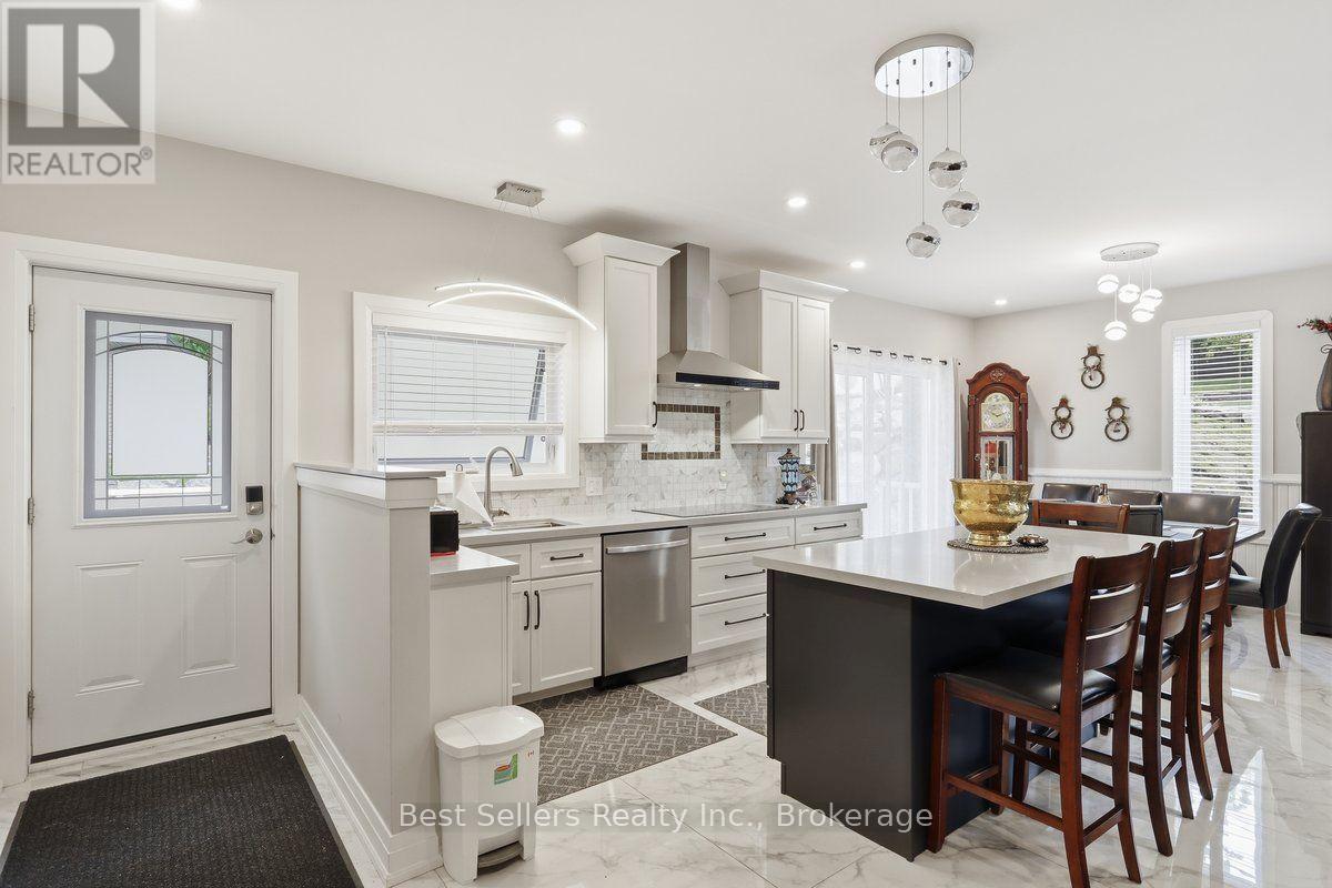 1 - 56 Florence Street W, Huntsville, Ontario  P1H 1V5 - Photo 5 - X13612628