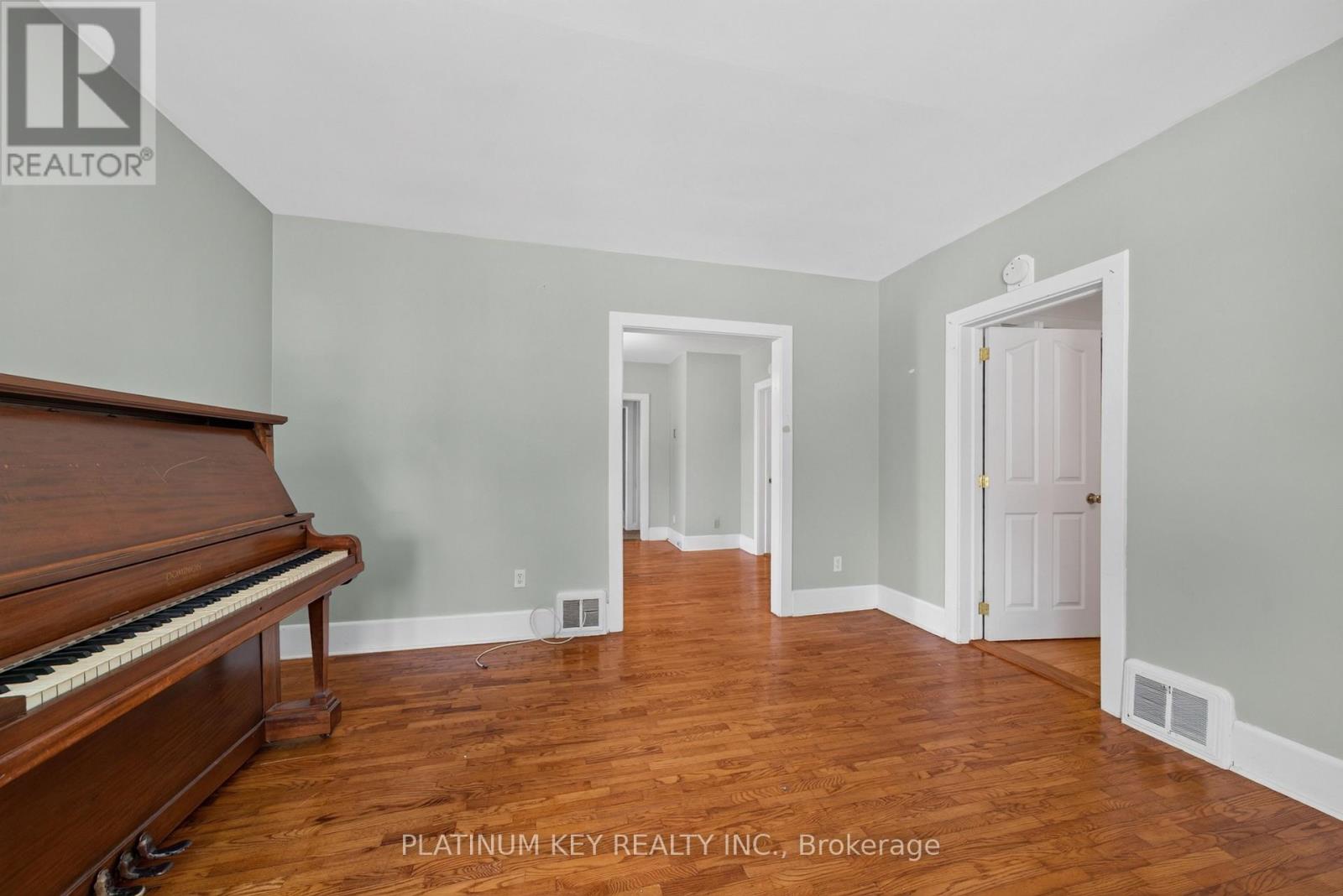 90 Andrew Street, South Huron (Exeter), Ontario  N0M 1S1 - Photo 7 - X13709096