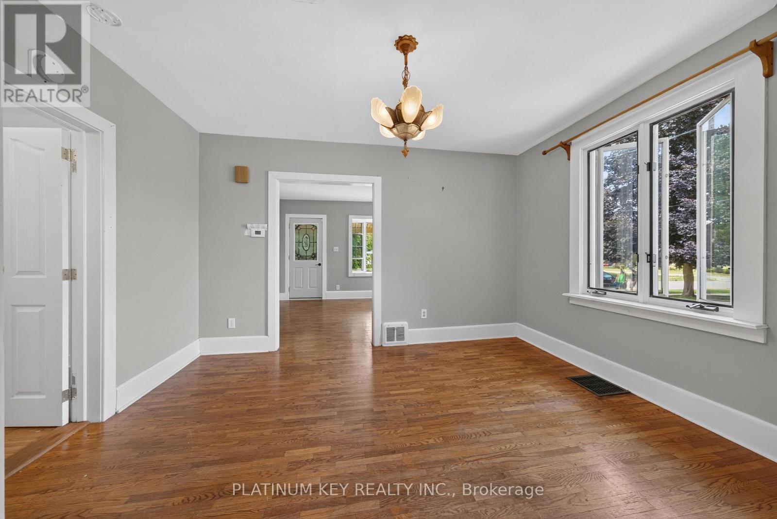90 Andrew Street, South Huron (Exeter), Ontario  N0M 1S1 - Photo 9 - X13709096