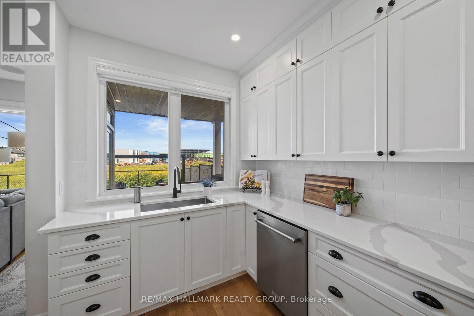 917 Atrium Ridge, Ottawa, Ontario  K4M 0N8 - Photo 12 - X13709106