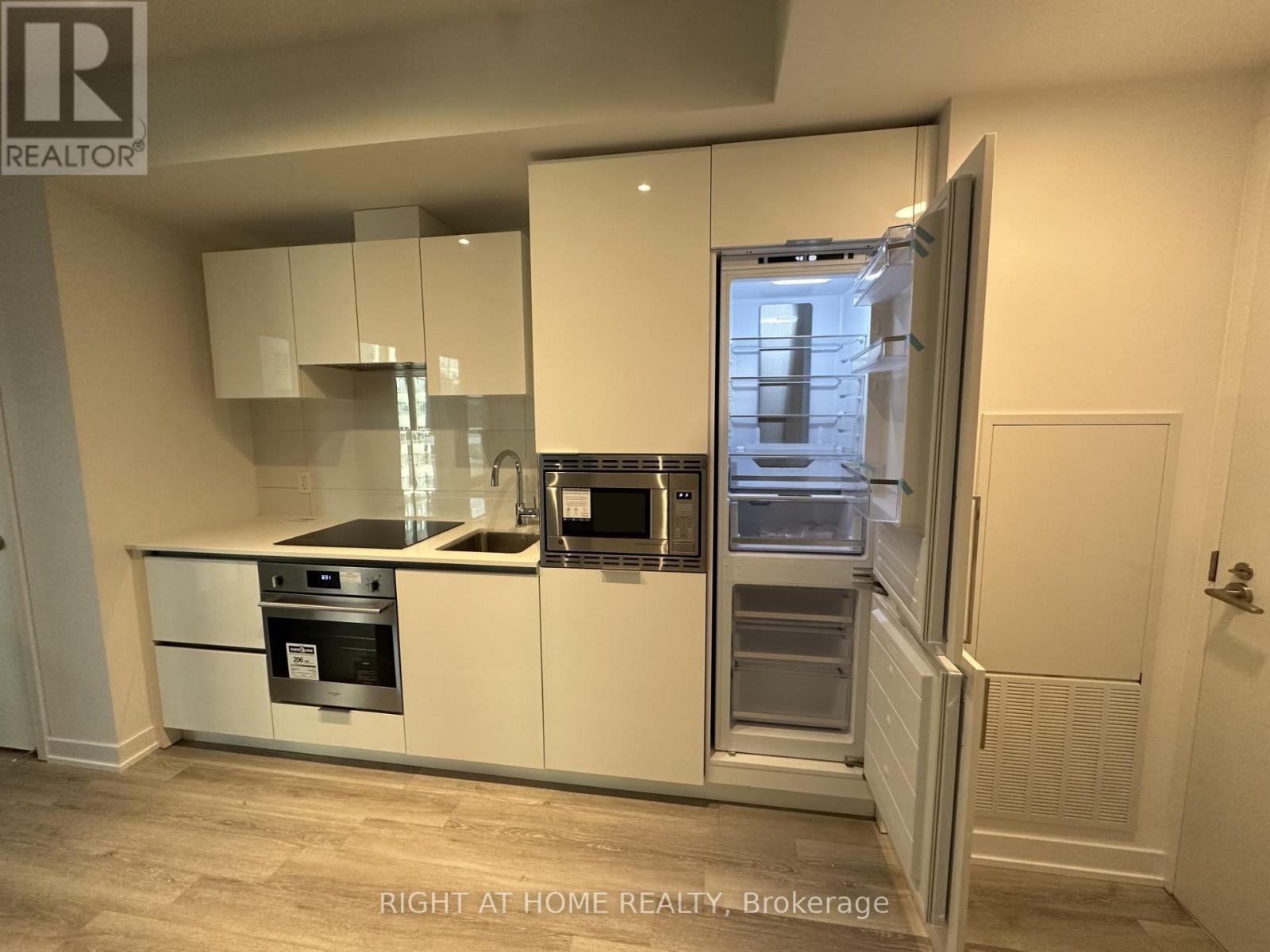 417 - 121 St Patrick Street, Toronto, Ontario  M5T 3C1 - Photo 7 - C13709088