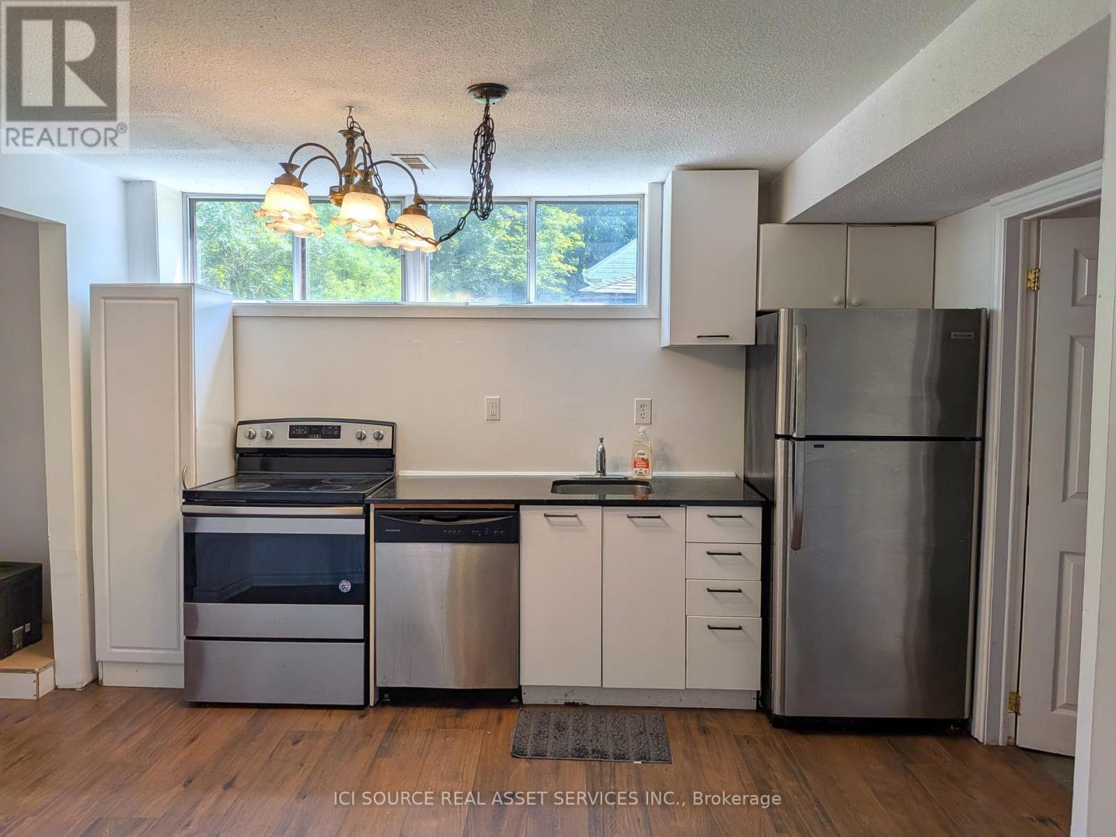 Lower - 61 Darlingside Drive, Toronto, Ontario  M1E 3P2 - Photo 11 - E13709108