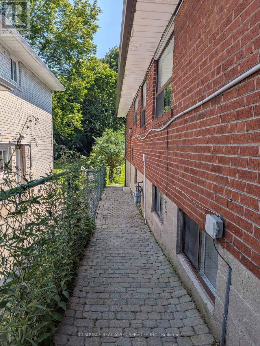 Lower - 61 Darlingside Drive, Toronto, Ontario  M1E 3P2 - Photo 18 - E13709108