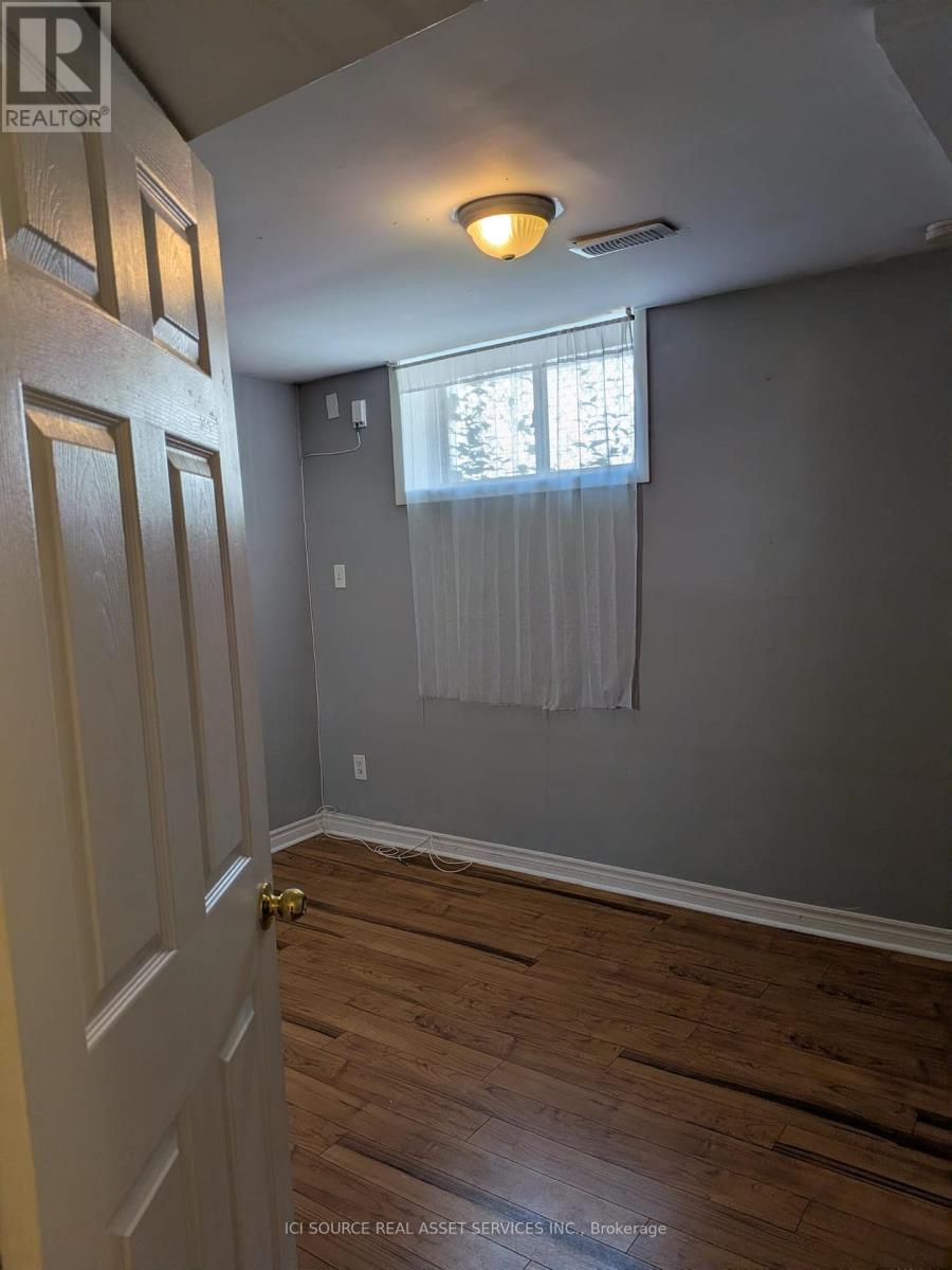Lower - 61 Darlingside Drive, Toronto, Ontario  M1E 3P2 - Photo 3 - E13709108