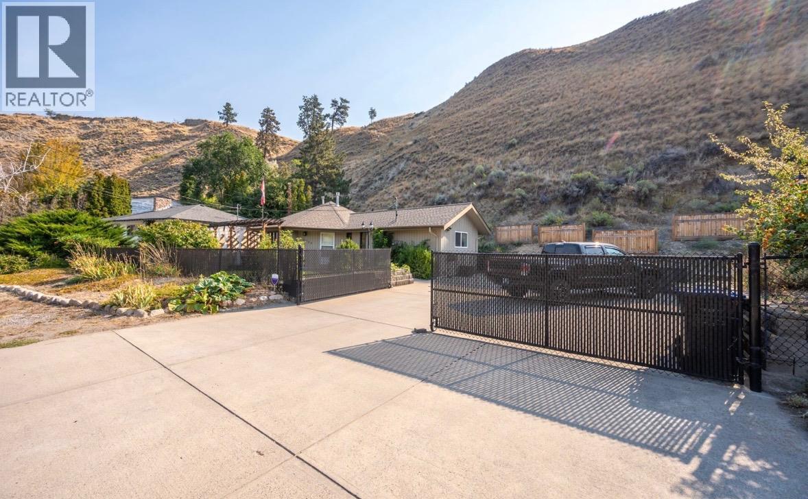 4744 Lakeside Road, Penticton, British Columbia  V2A 8W6 - Photo 60 - 10398714