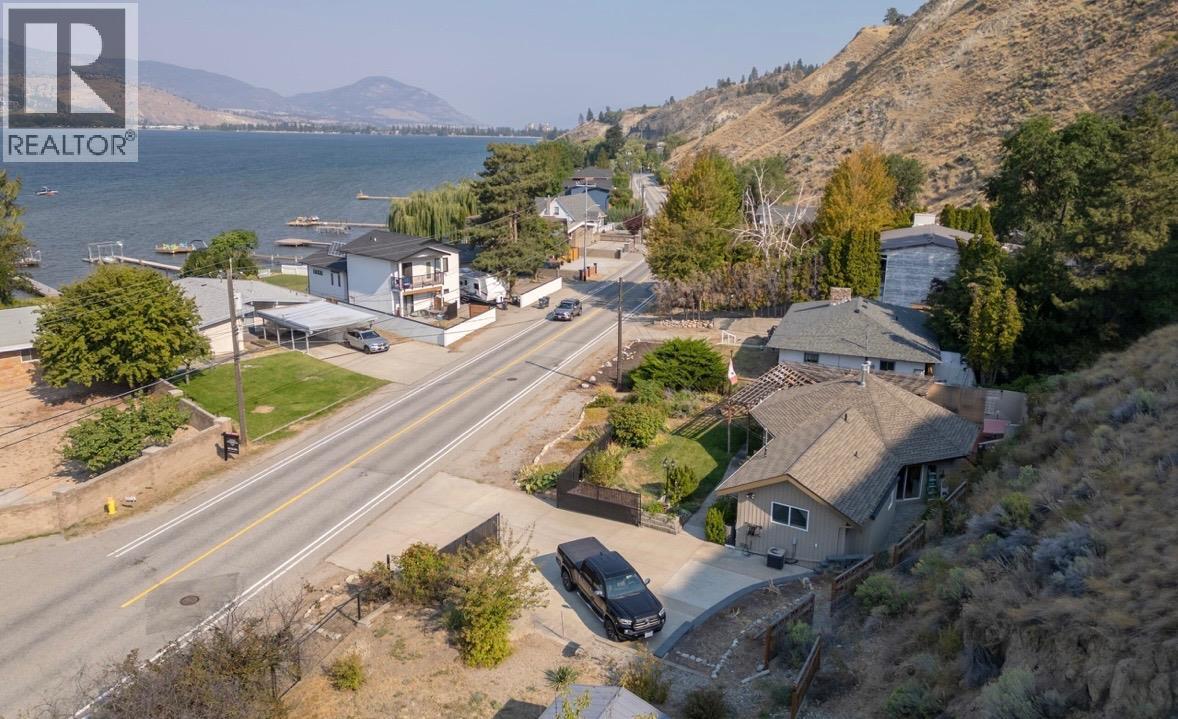 4744 Lakeside Road, Penticton, British Columbia  V2A 8W6 - Photo 8 - 10398714
