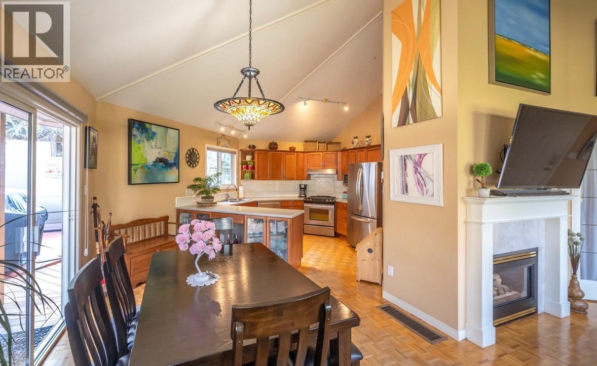 4744 Lakeside Road, Penticton, British Columbia  V2A 8W6 - Photo 14 - 10398714
