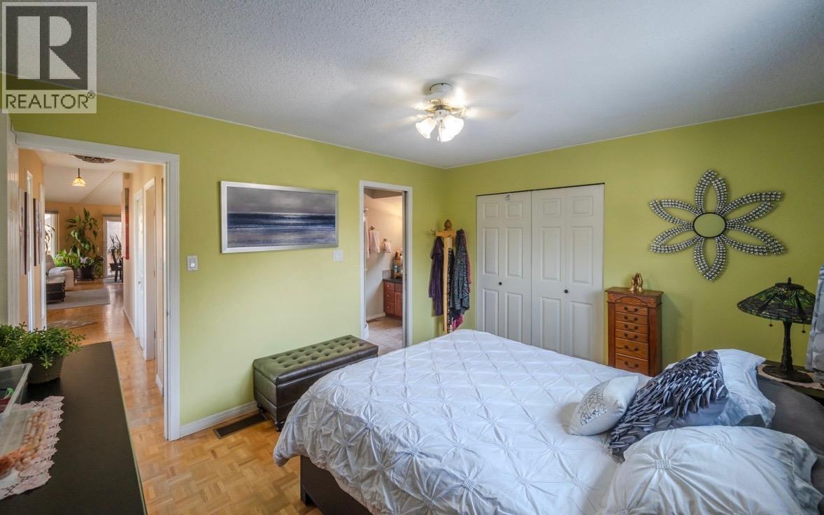 4744 Lakeside Road, Penticton, British Columbia  V2A 8W6 - Photo 44 - 10398714