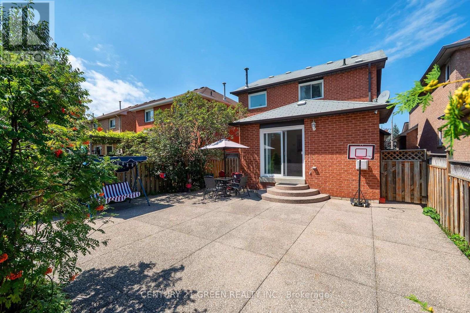 5806 Mersey Street, Mississauga, Ontario  L5V 1V9 - Photo 33 - W13709048