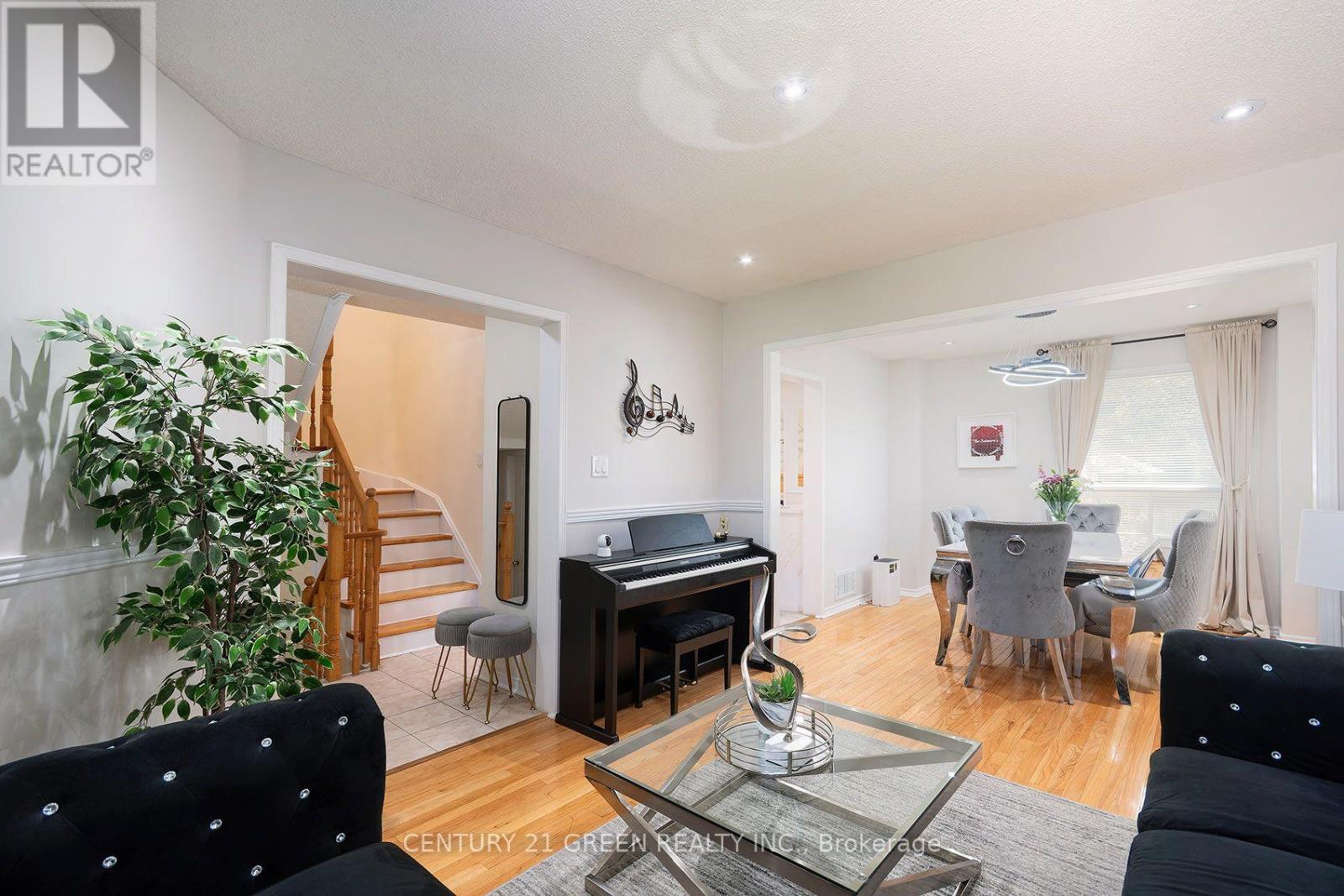5806 Mersey Street, Mississauga, Ontario  L5V 1V9 - Photo 9 - W13709048