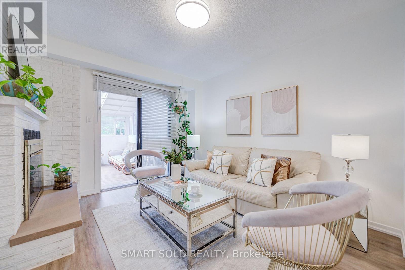 857 Messenger Meadow Drive, Mississauga, Ontario  L5C 3T1 - Photo 18 - W13709054