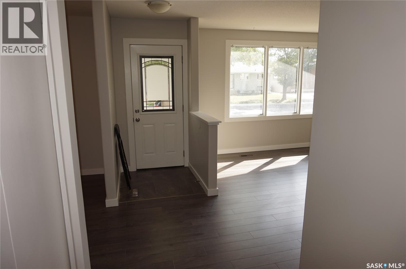 91 Plant Crescent, Regina, Saskatchewan  S4N 5C2 - Photo 3 - SK046522