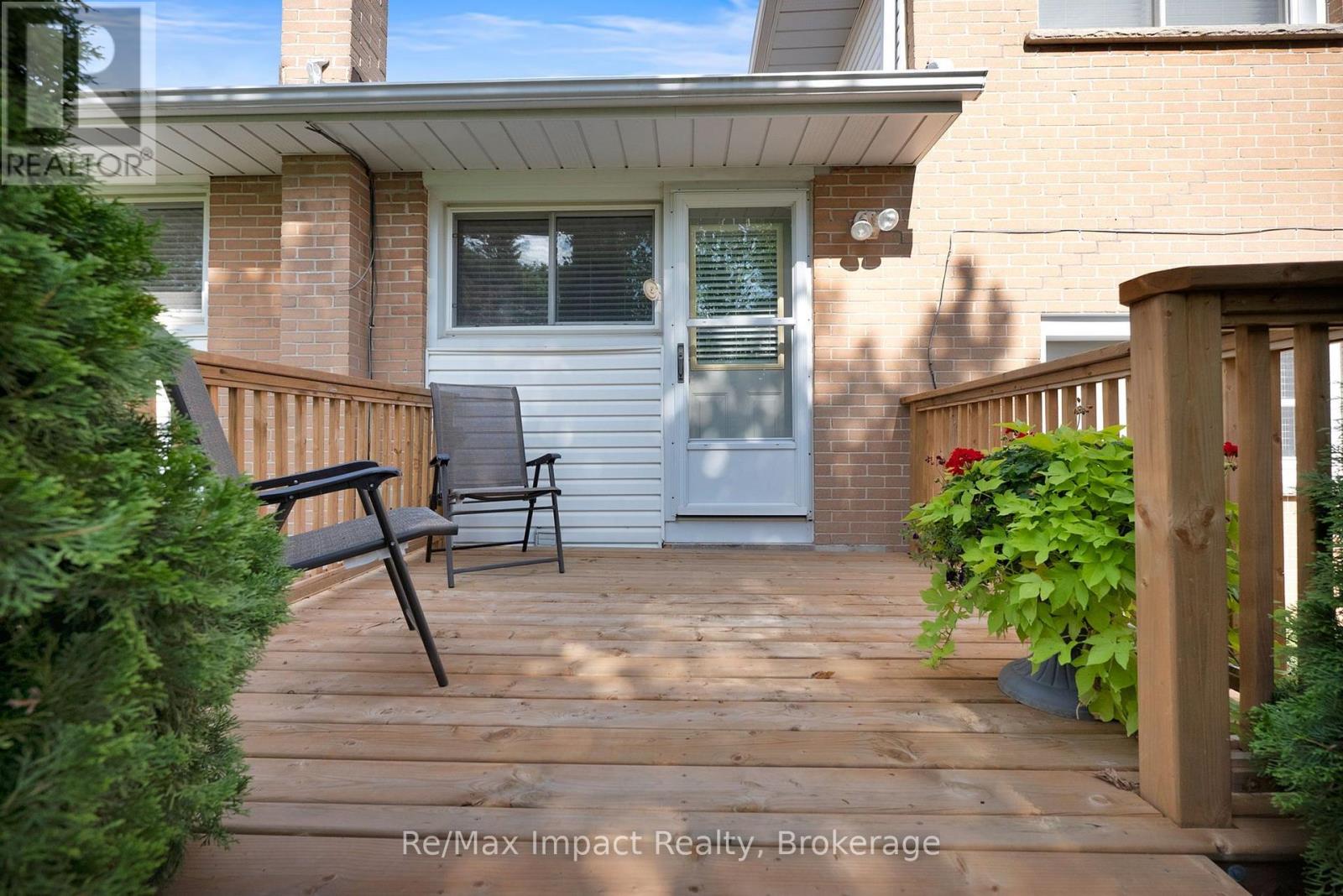 702 Westdale Court, Oshawa, Ontario  L1J 5B5 - Photo 31 - E13709178