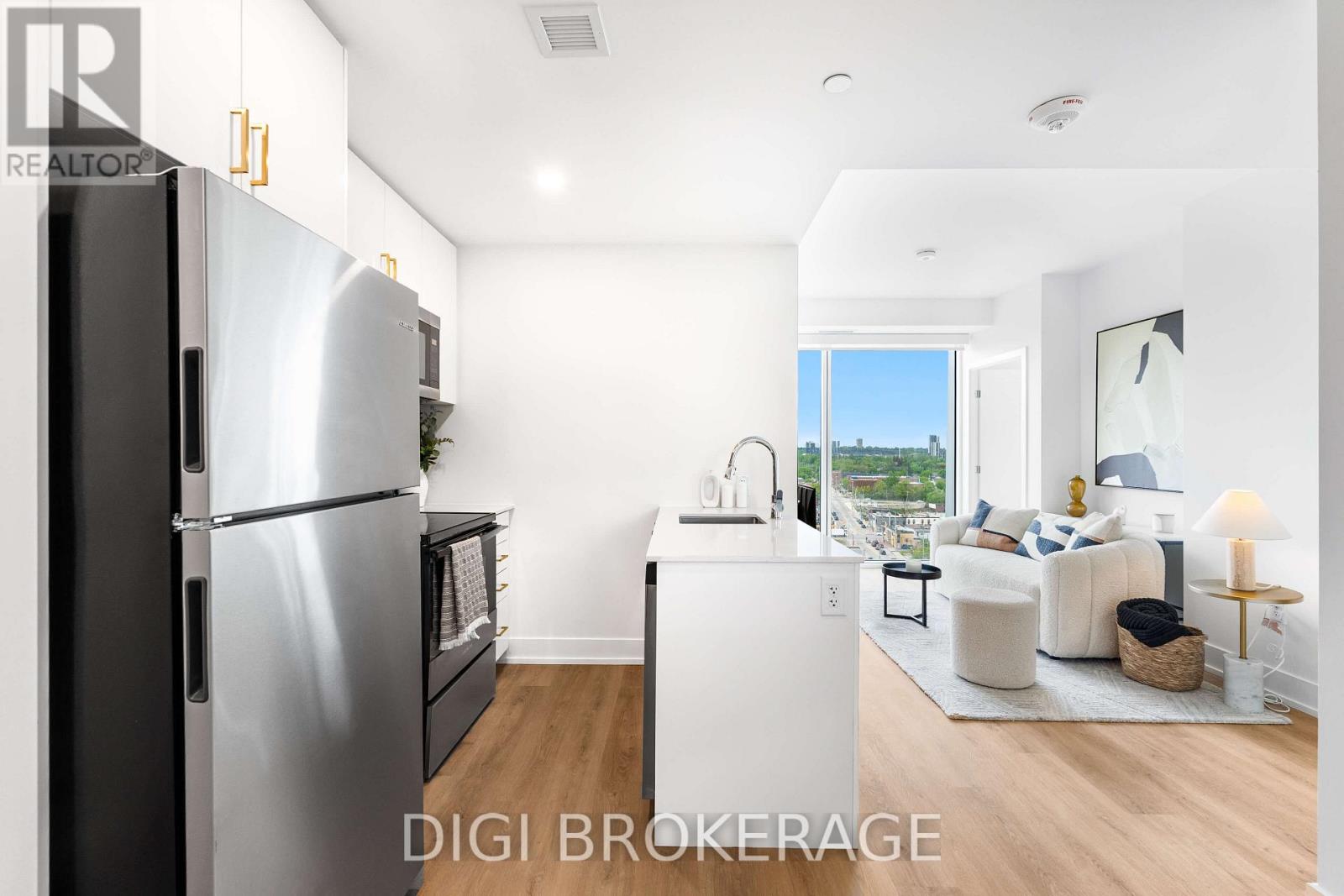 1610 - 2070 Scott Street, Ottawa, Ontario  K1Z 0C8 - Photo 2 - X13709168