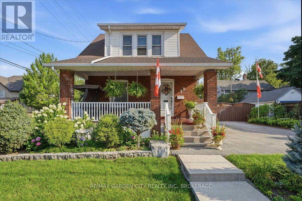 38 FITCH STREET, Welland, Ontario
