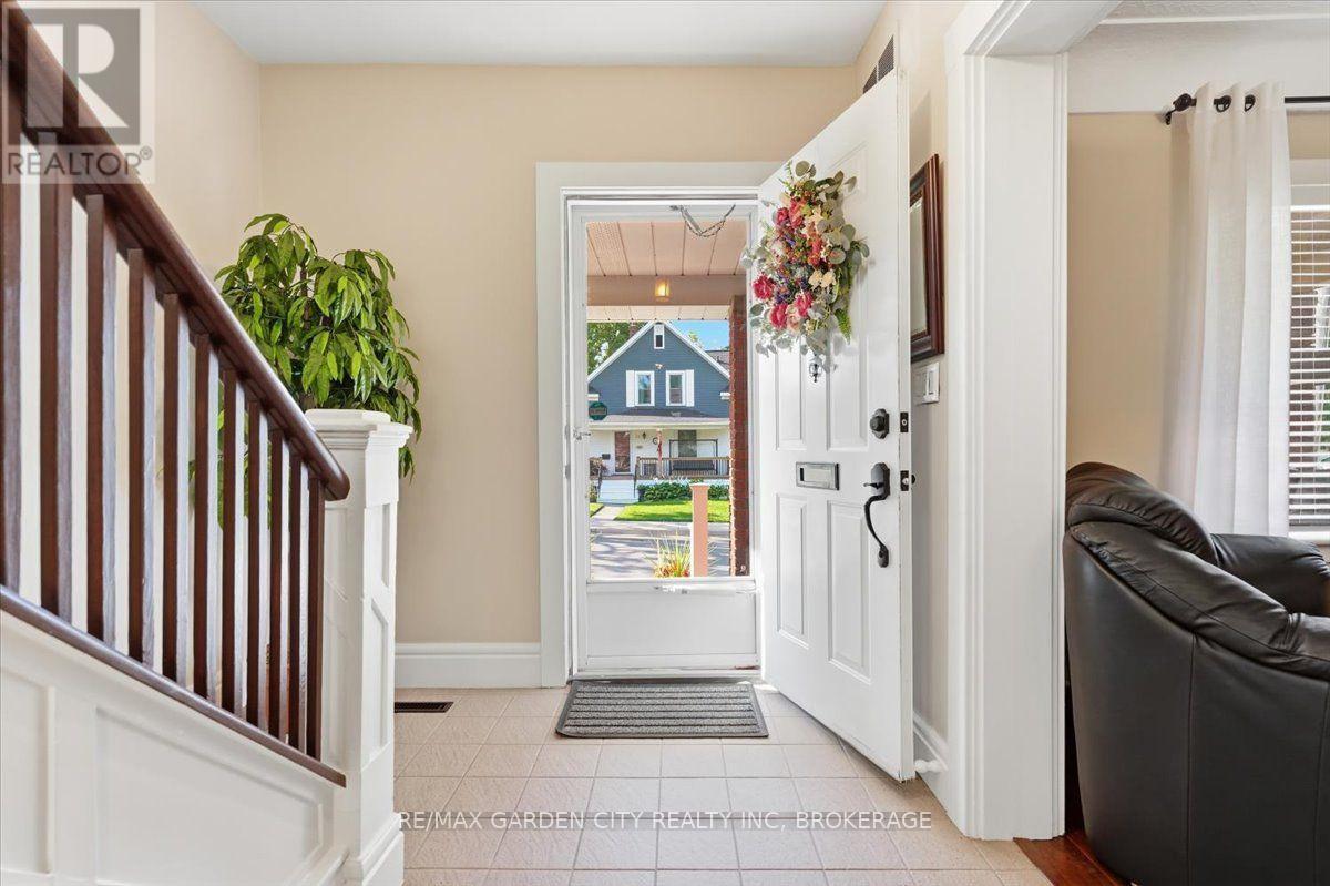 38 Fitch Street, Welland, Ontario  L3C 4V2 - Photo 8 - X13709126