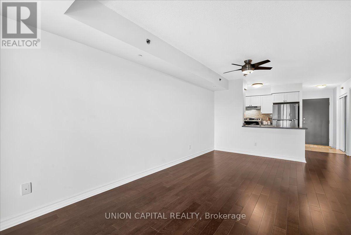 602 - 35 Saranac Boulevard, Toronto, Ontario  M6A 2G4 - Photo 6 - C13709152