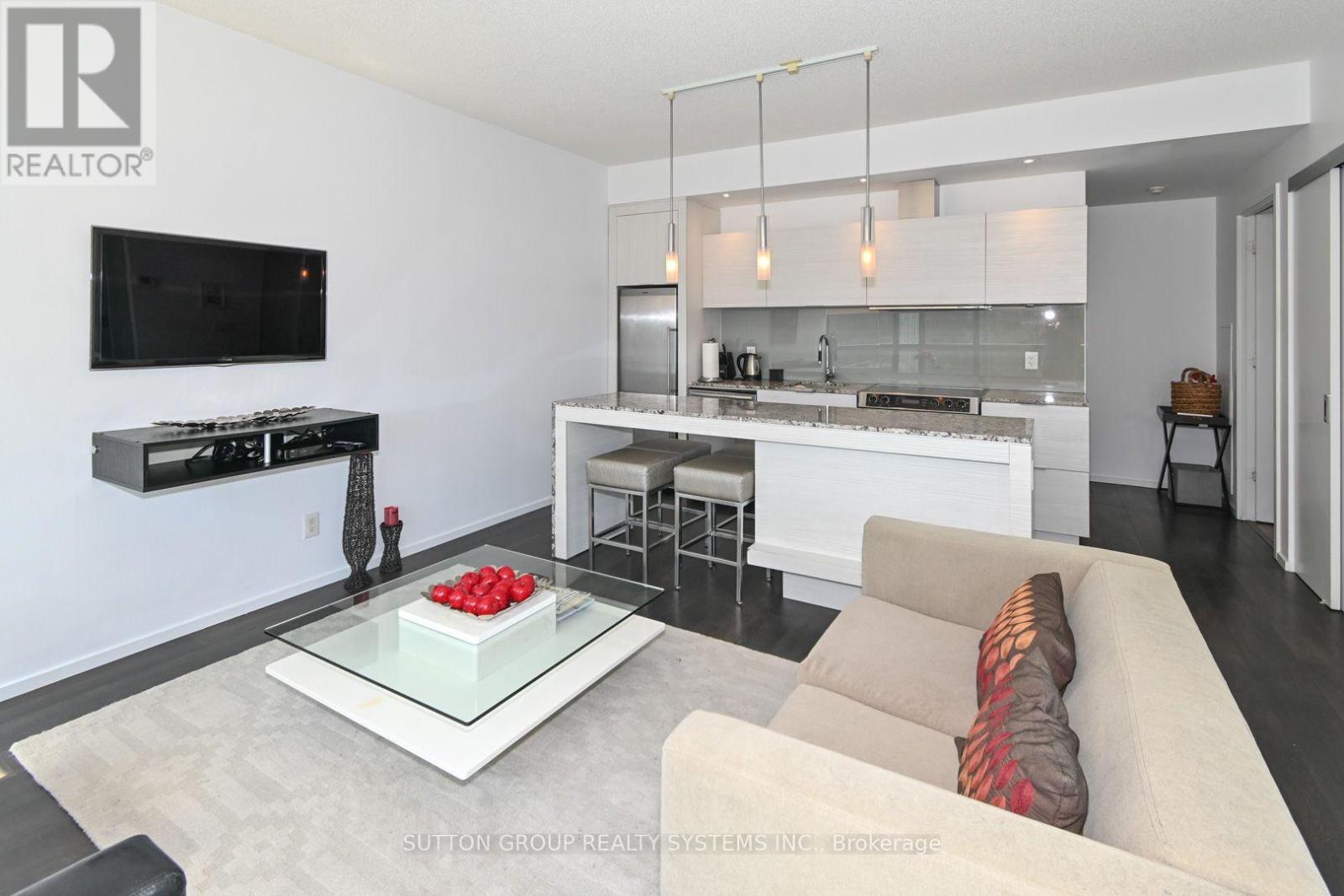 1408 - 8 Charlotte Street, Toronto, Ontario  M5V 0K4 - Photo 3 - C13709170